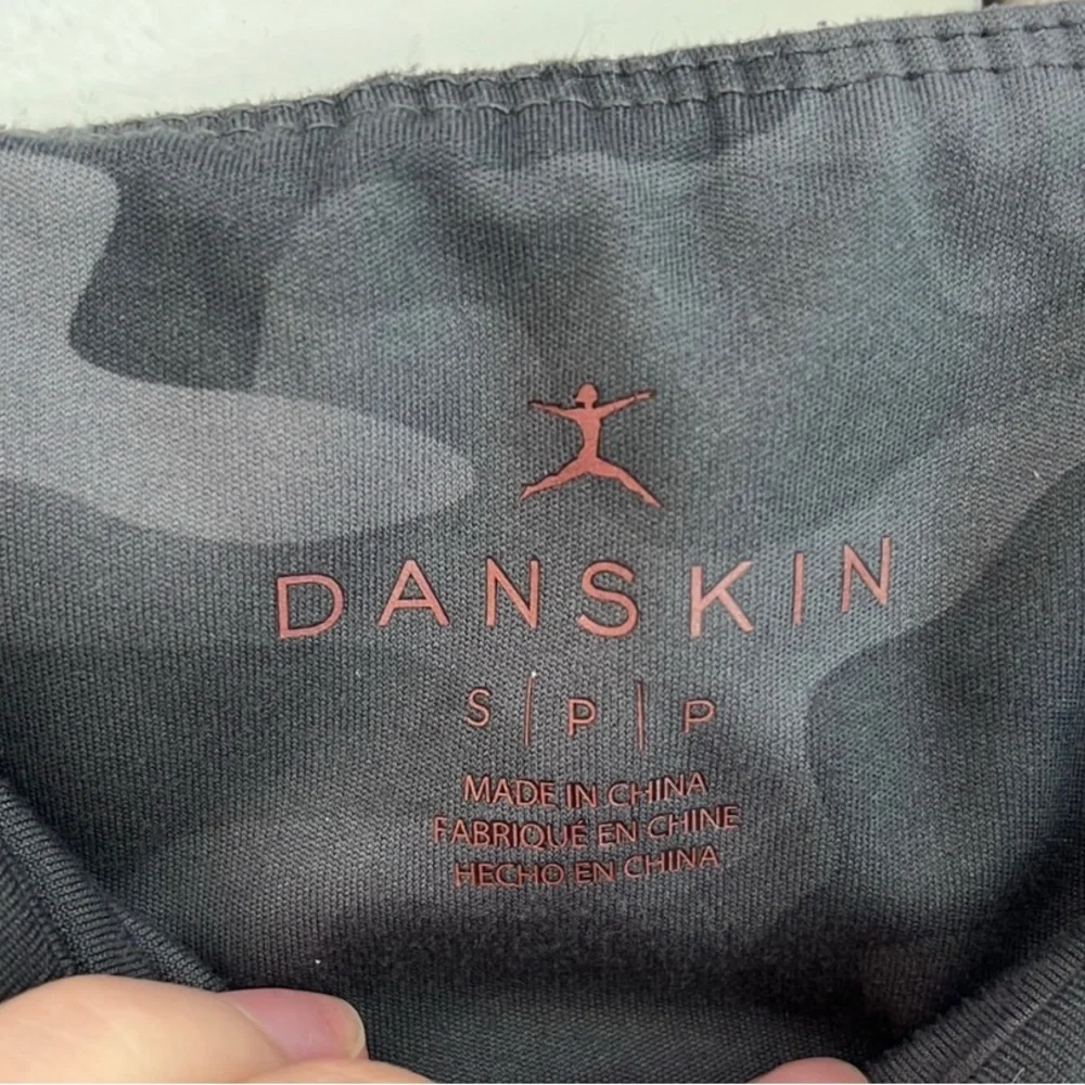 Danskin Women's Gray Camo Leggings - Picture 2 of 7
